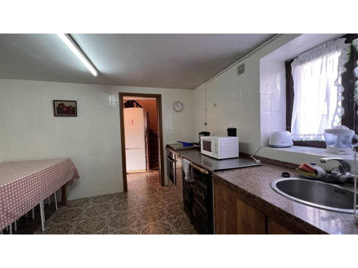 Apartamentosarturo Casarural Pancarale-يانس المظهر الخارجي الصورة